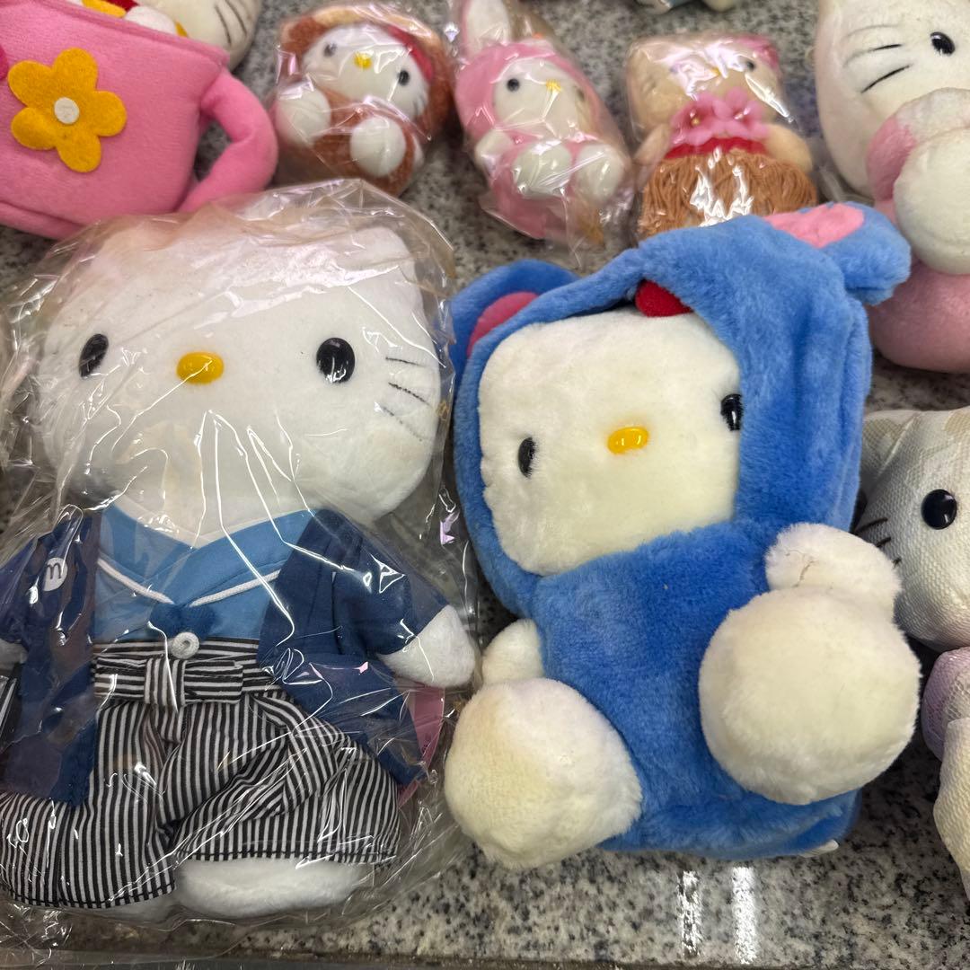 咲*音様 ハローキティ ぬいぐるみ まとめ売り サンリオ 19体セット 小物 格