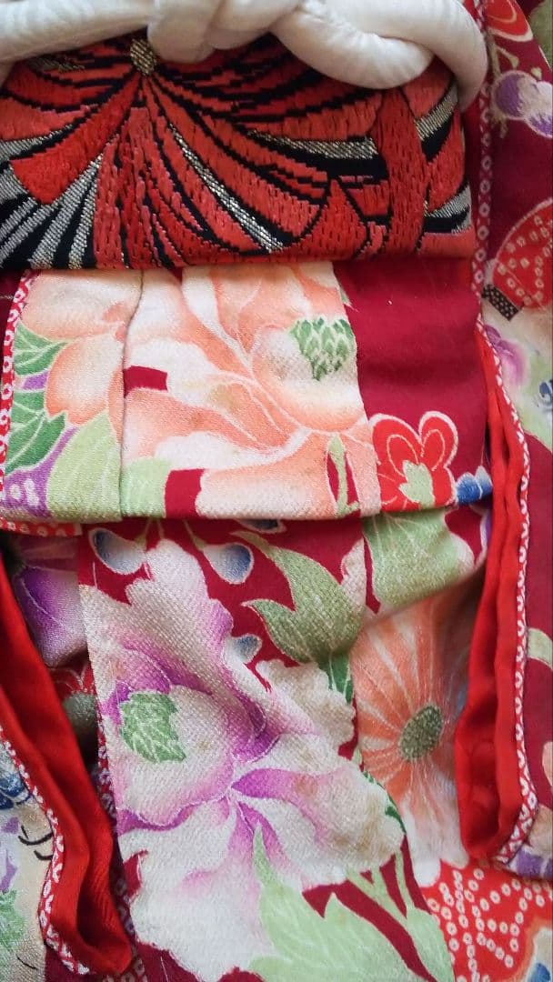 市松人形 松乾斉東光 赤地に花柄の着物 約42cm