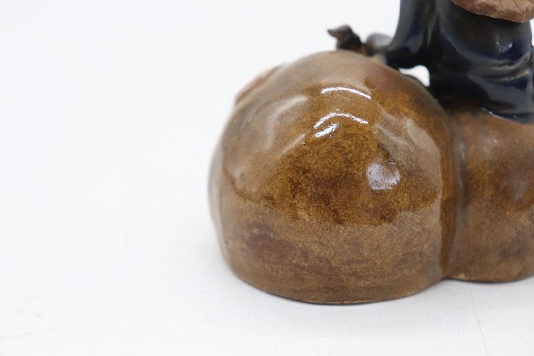 中国　石湾窯　瓢箪に乗っている人物　送料込み250326