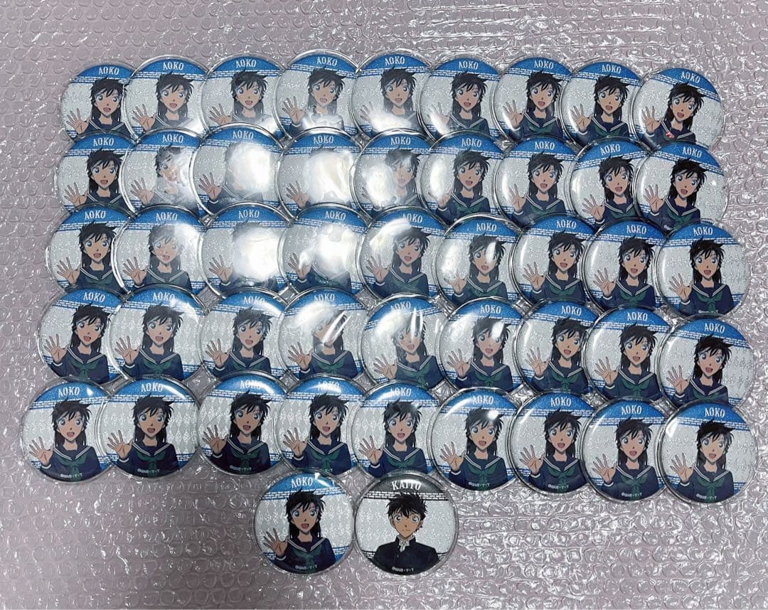 中森青子 黒羽快斗 缶バッジ まじっく快斗 名探偵コナン