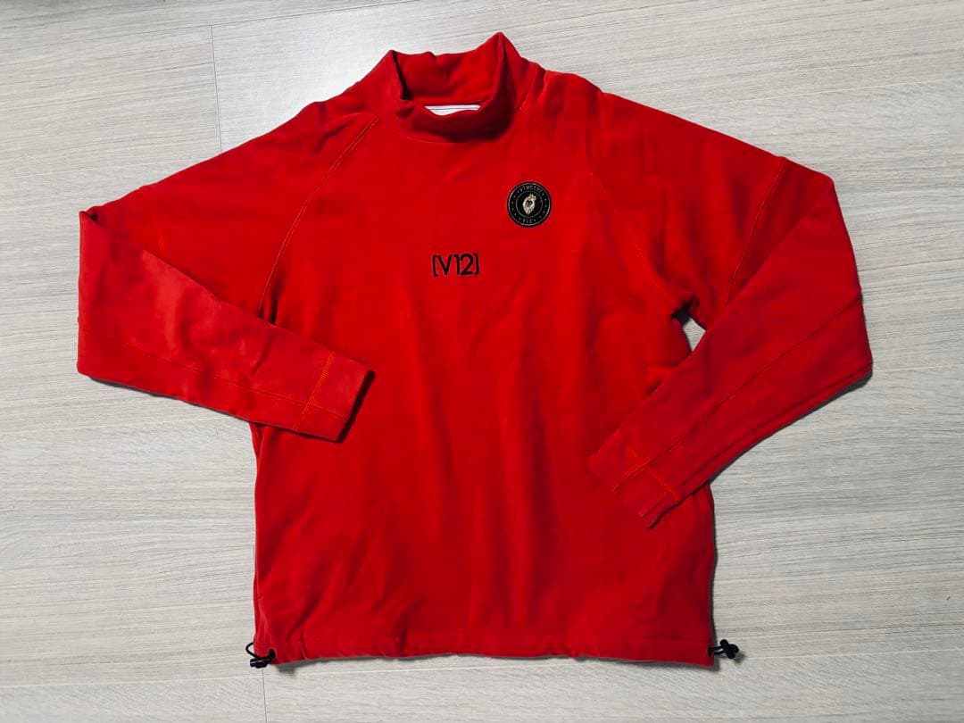 V12 オーバーサイズモックネック