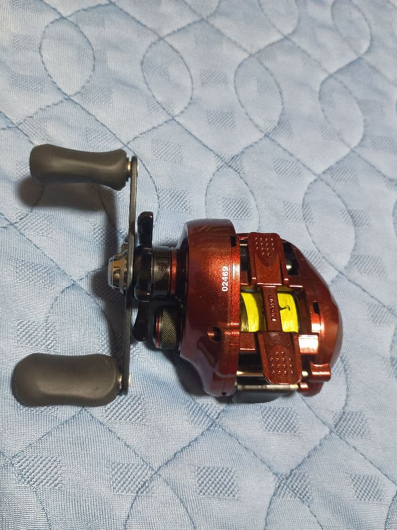 SHIMANO　Scorpion　XT 1000 右巻