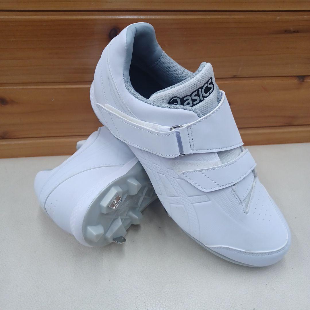 ASICS ホワイト スパイクシューズ