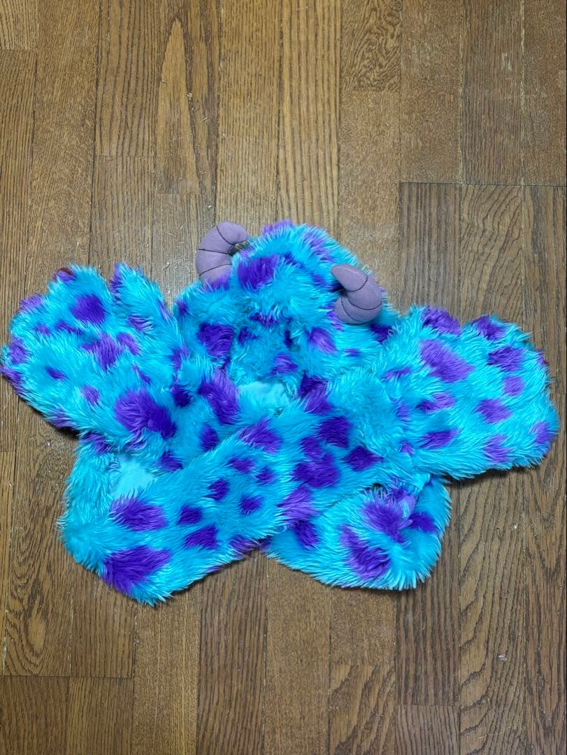 ディズニー　モンスターズインク　サリーマフラーファンキャップ