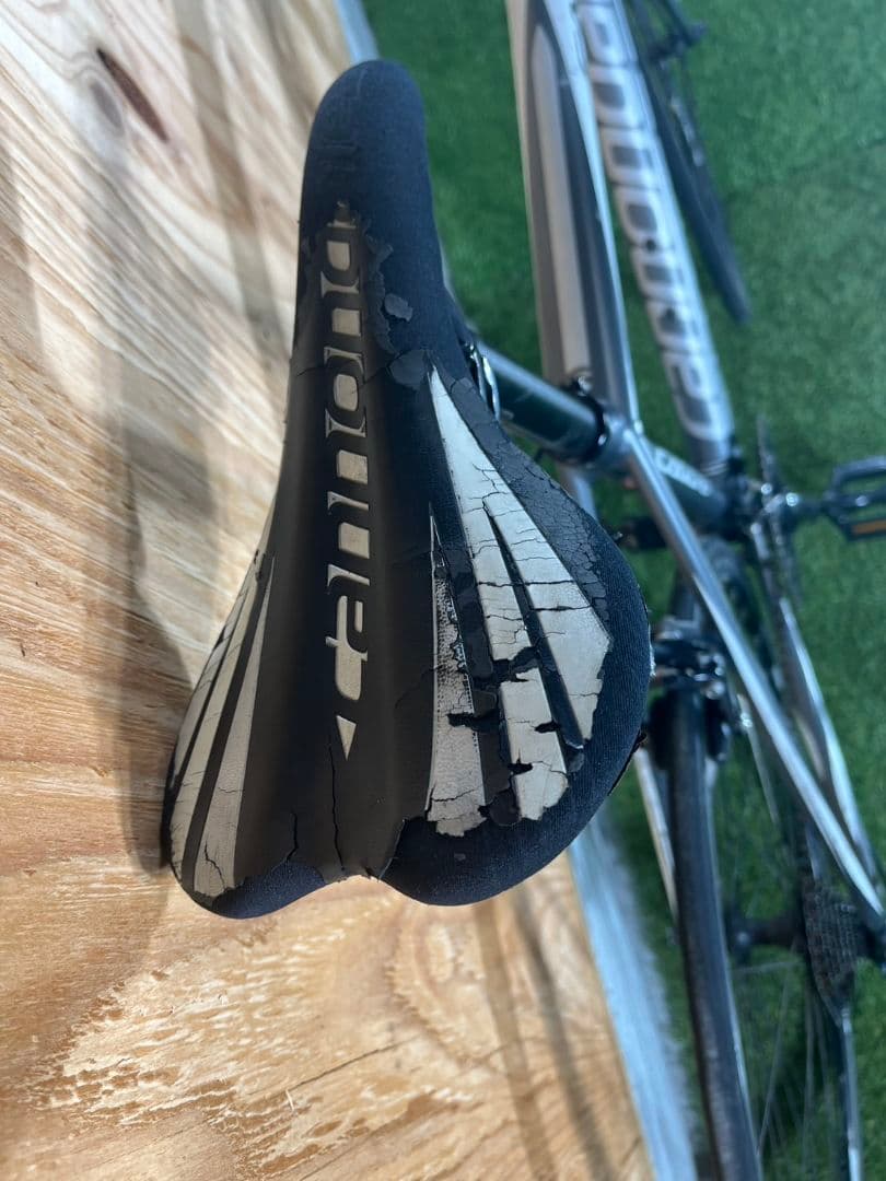 お引き取り限定 CANNONDALE CAAD8 SORAモデル 540mm