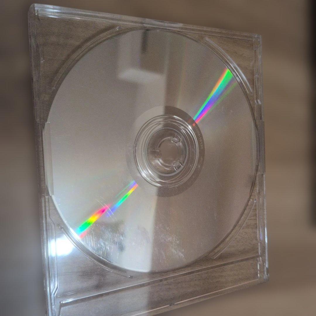 イ*イ様 THE THIRD (仮) 直筆サイン入り R.I.O.T CD +