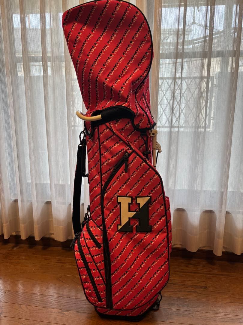 TOMYスタンド式ゴルフバッグ　ピンク