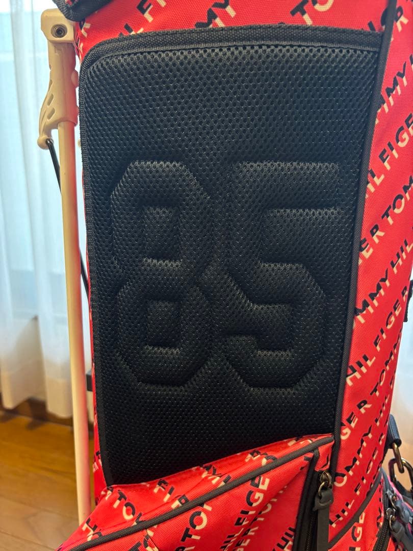 TOMYスタンド式ゴルフバッグ　ピンク