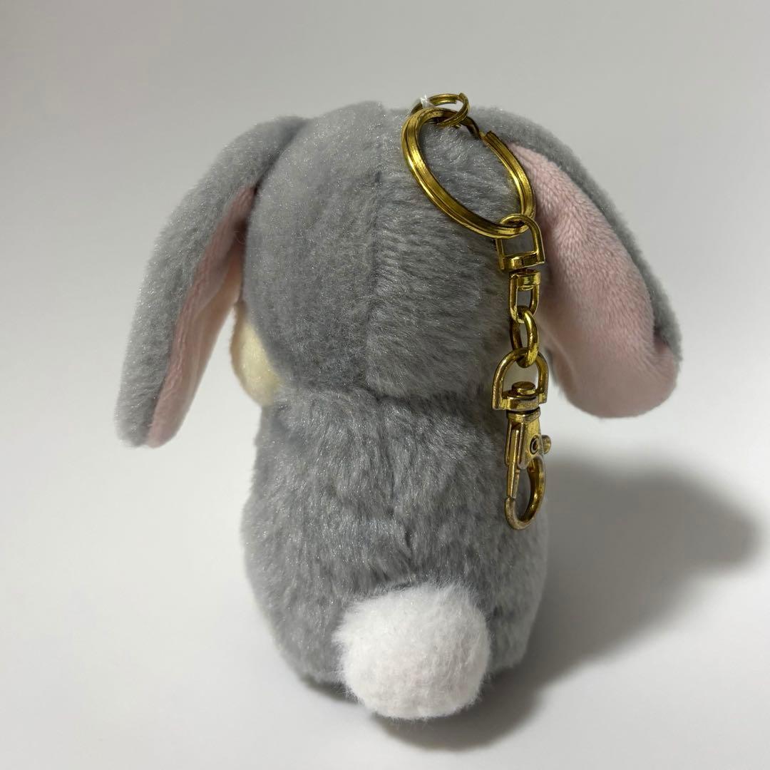 ディズニー　ディズニーストア　とんすけ　ぬいぐるみ・キーチェーン　うとうと