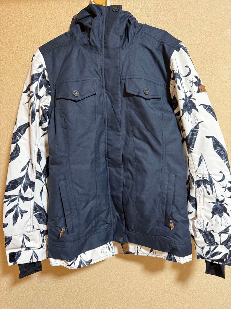 ROXY フローラル柄 スノーボードジャケット