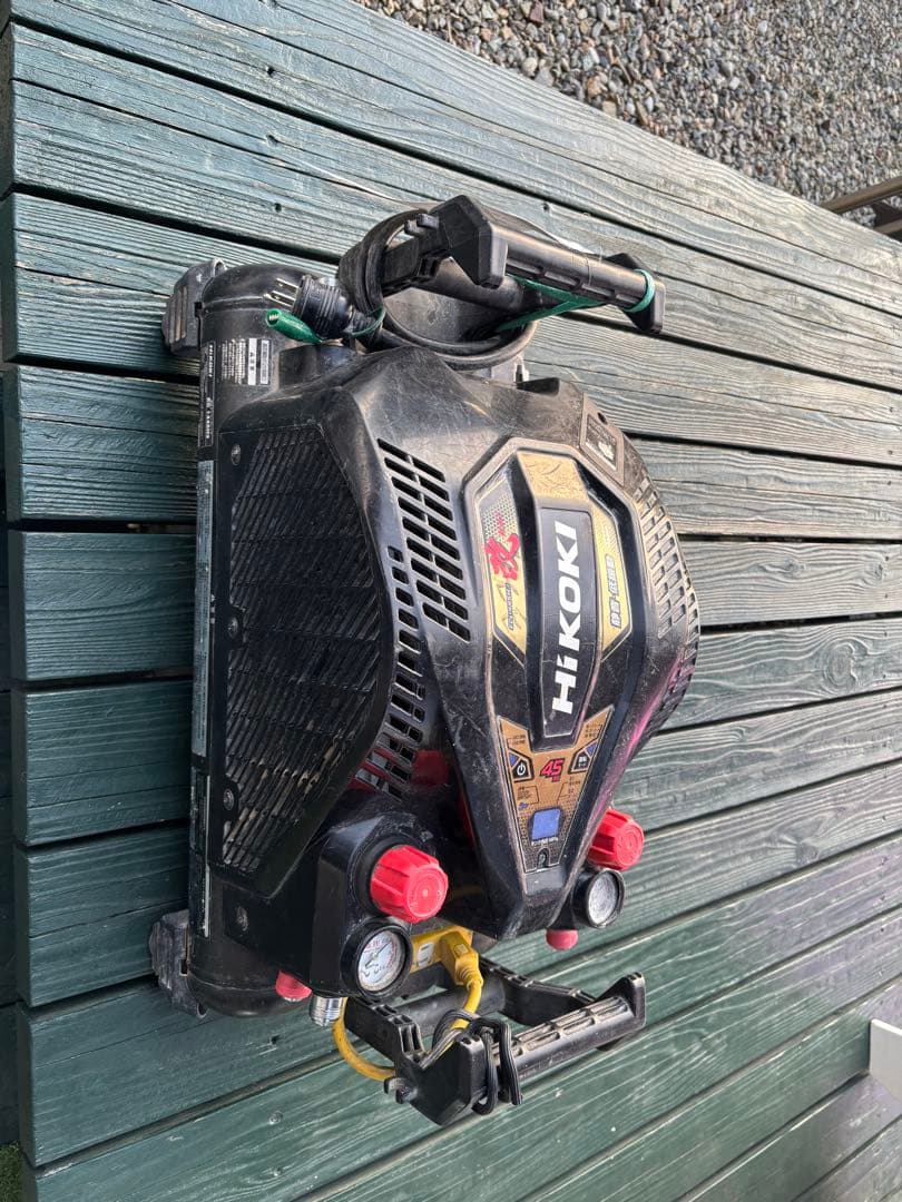 ハイコーキ　コンプレッサー