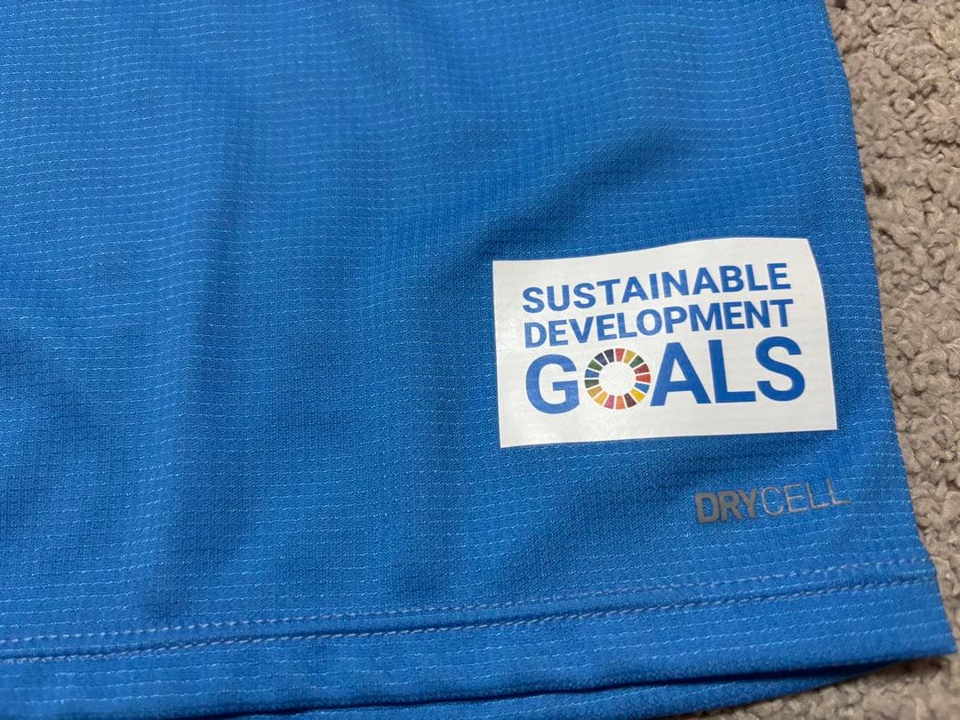 サッカー　川崎フロンターレ　プーマ　ユニフォーム