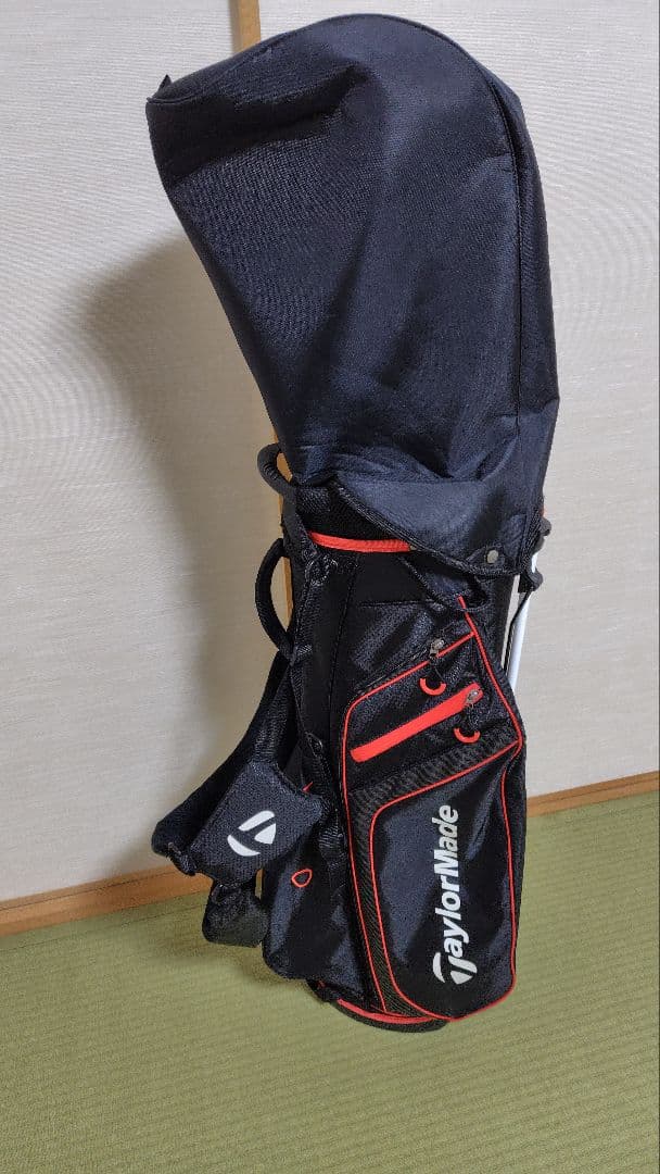 TaylorMade ゴルフバッグ スタンド付き ブラック/レッド