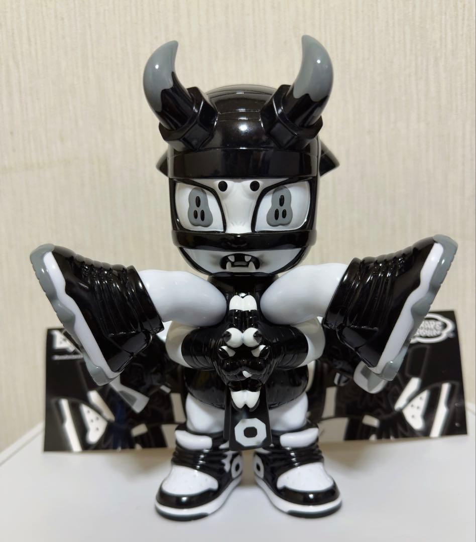 Grape Dunk フィギュア ブラック/ホワイト