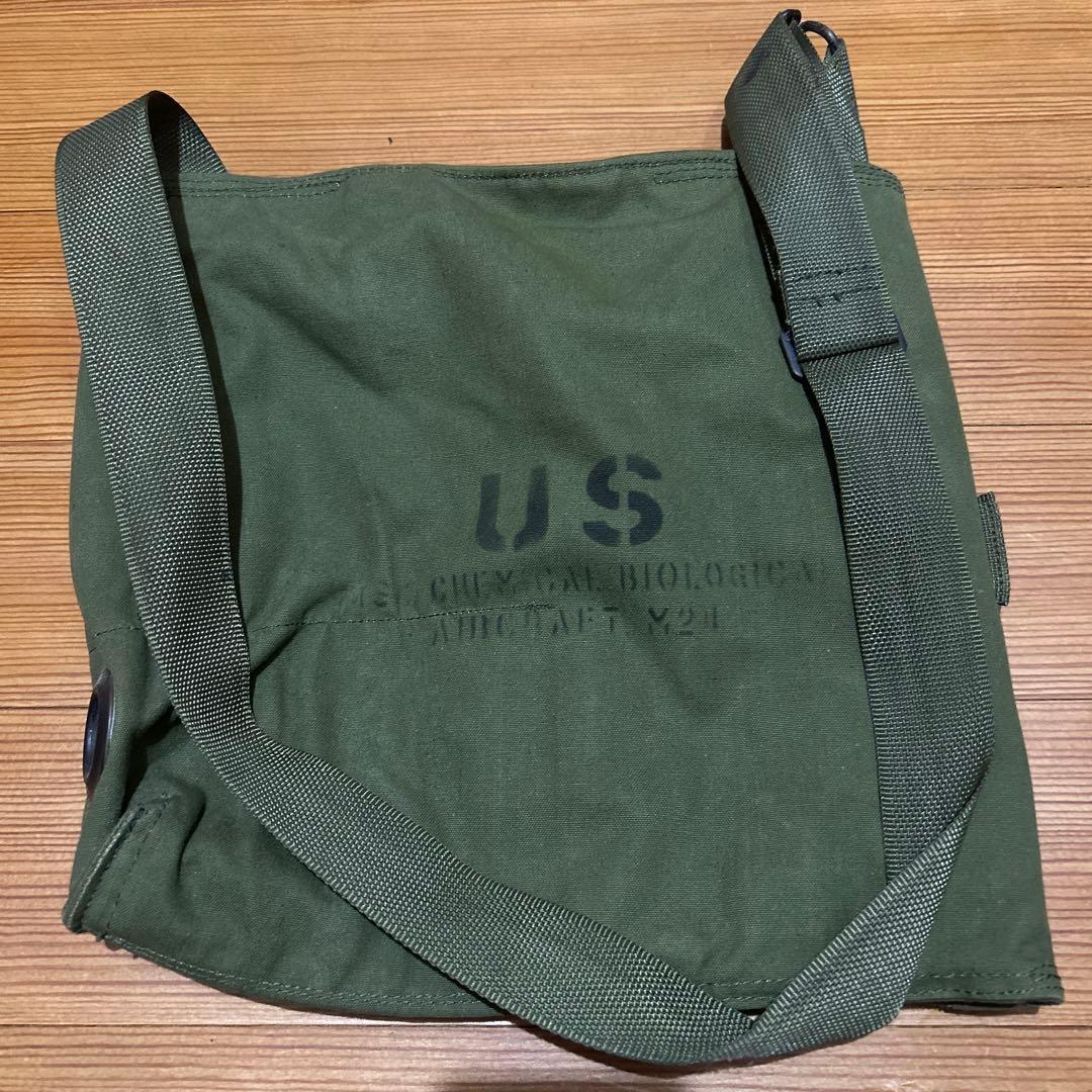 US ミリタリーバック　カーキ