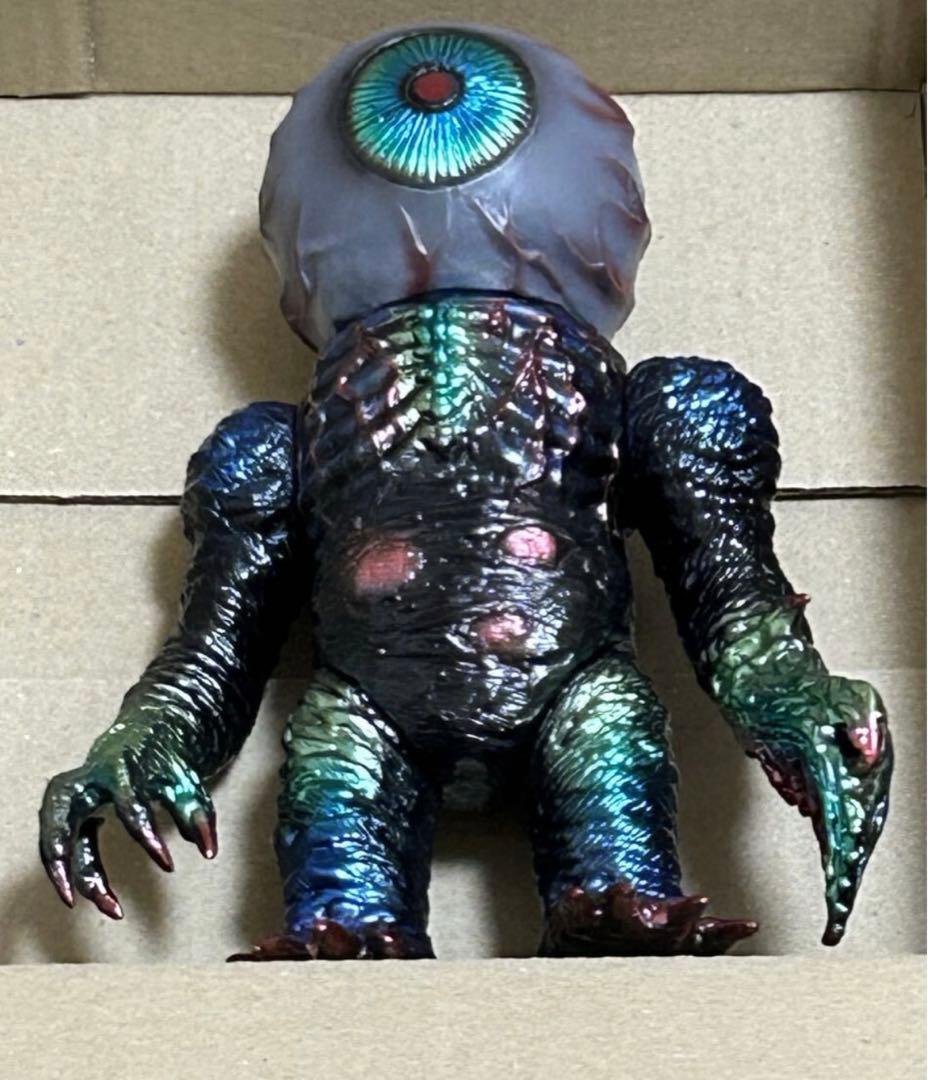 スカルヘッドバット　 マーミット　アイボールX マーミットソフビ　Marmit