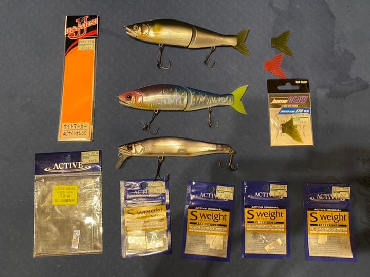 値下げしました！バス釣り用ハードルアー80個以上！ルアーボックス丸ごと