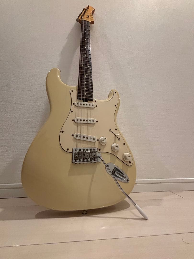 Bacchus グローバルシリーズ　エレキギター アイボリー　アップグレード