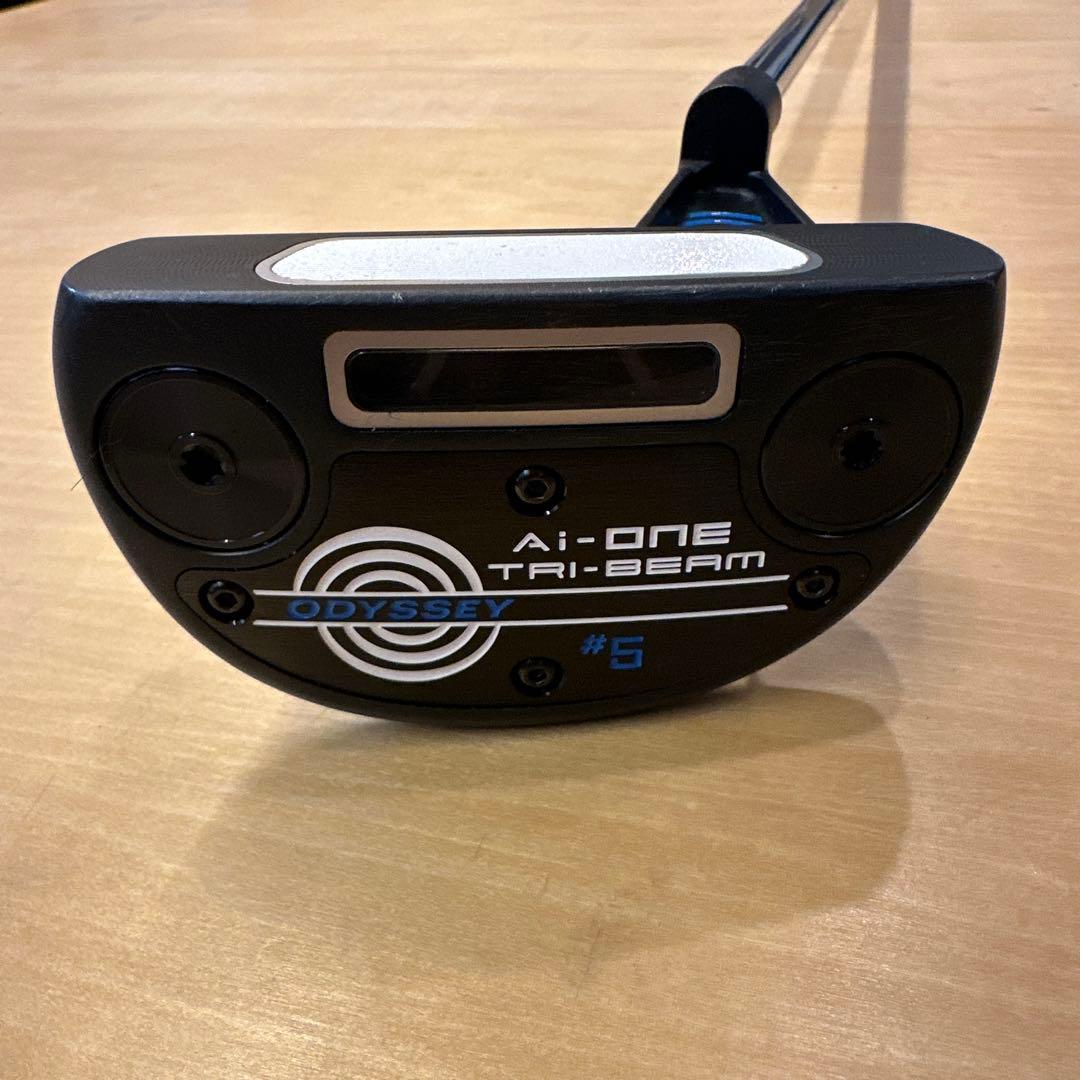 ODYSSEY A.I. ONE TRI-BEAM #5 パター 33インチ