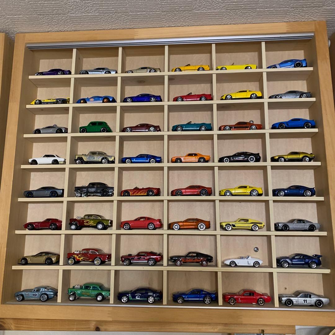 ホットウィール、トミカ ディスプレイケース（車48台付き）