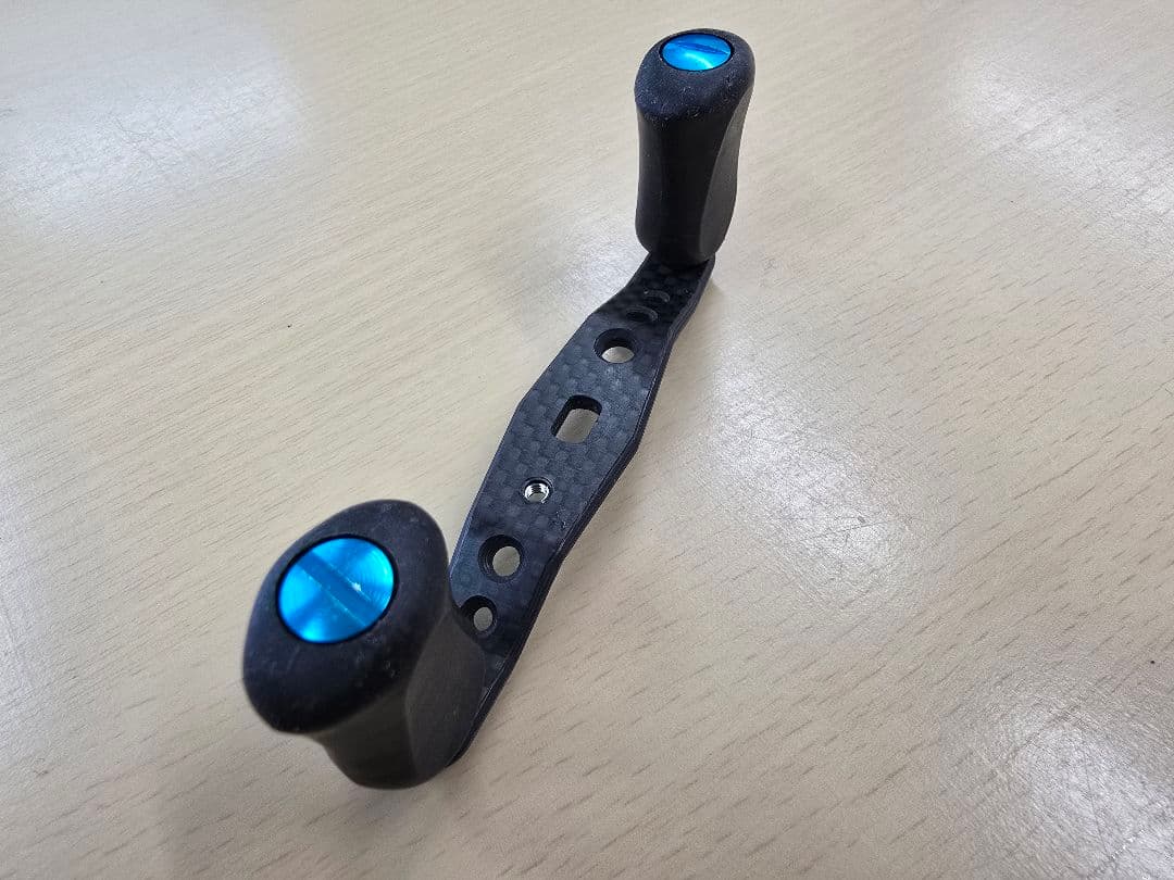 バス釣り KTF IXA オフセットカーボンハンドル ブルー ダイワ用