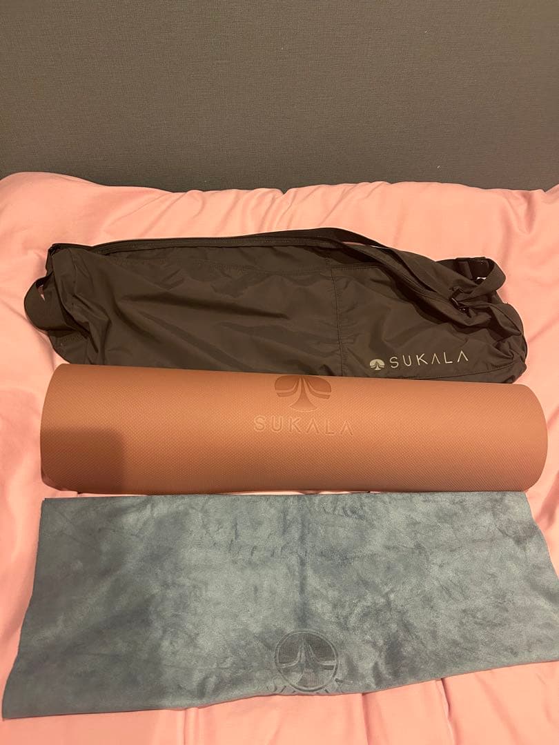 【美品】SUKALA ヨガマット・ヨガラグ・収納バック3点セット※おまけつき