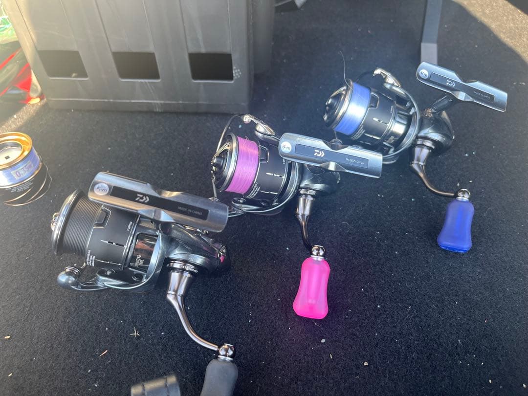 ダイワ　スピニングリール　ルビアスst LT2000