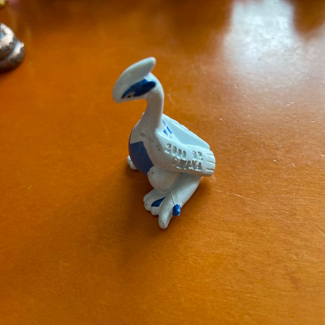 ポケモン　ルギア　2000 フィギュア　任天堂