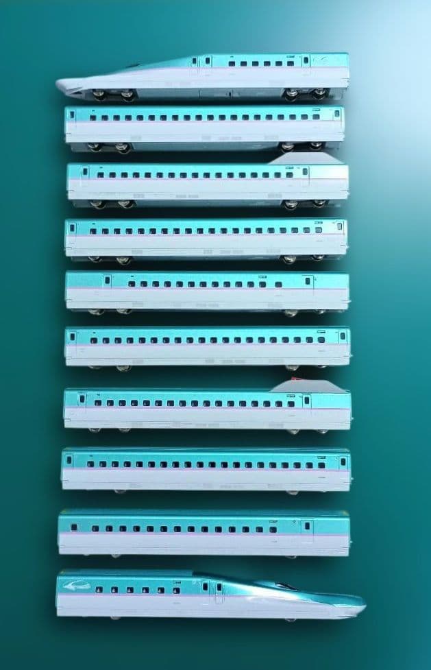 KATO　E5系新幹線　はやぶさ　基本+増結セット