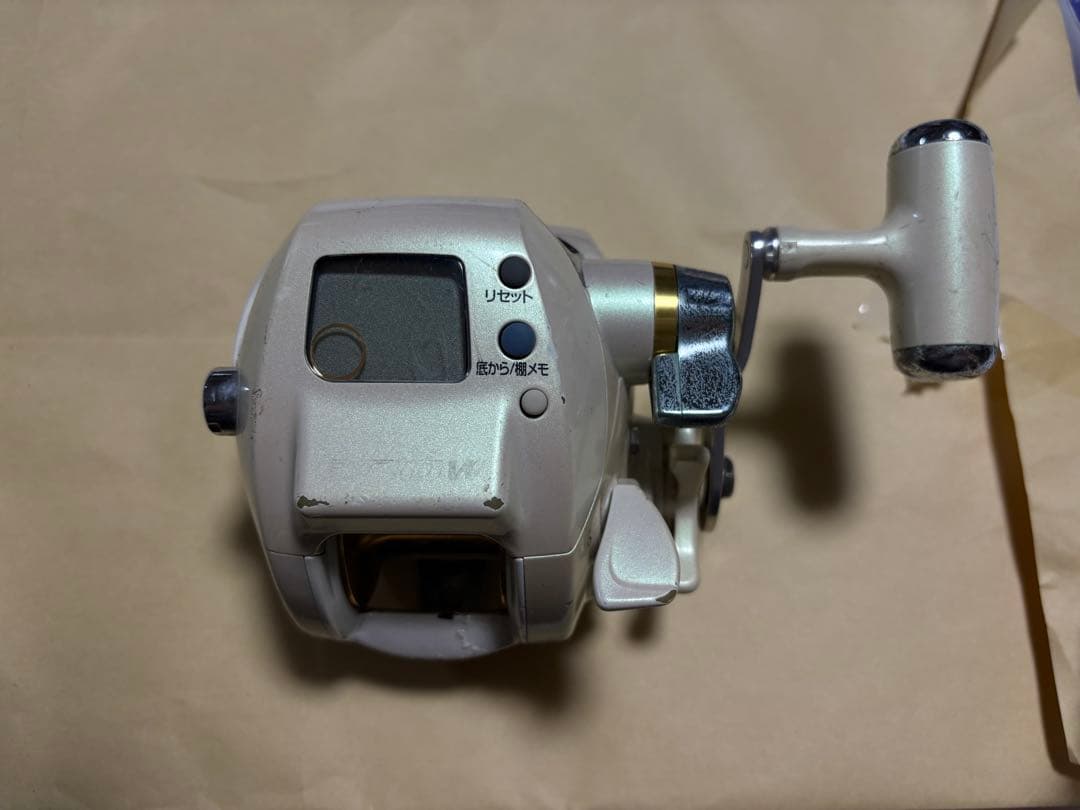 電動リール ホワイト ハンドル付き