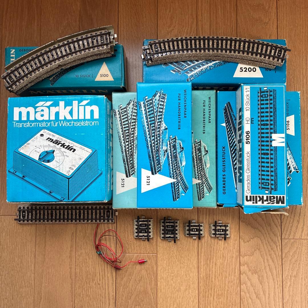 メルクリン 6620 トランス + ポイント両渡り可能引込線付複線オーバルセット