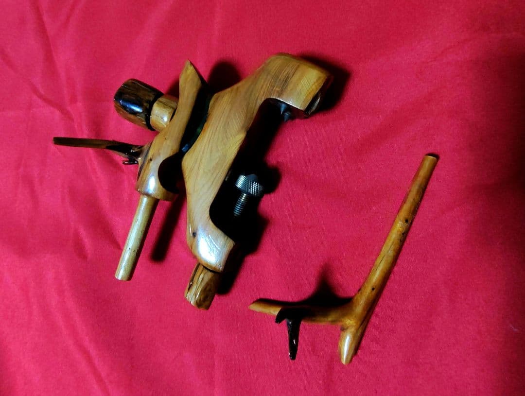 ヘラブナ釣り★小型杜松弓型万力・竿枕・短竿オススメ！234一点物です