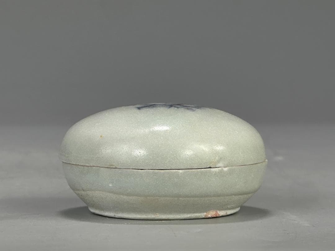 香道具　白磁　染付香合　蓋物