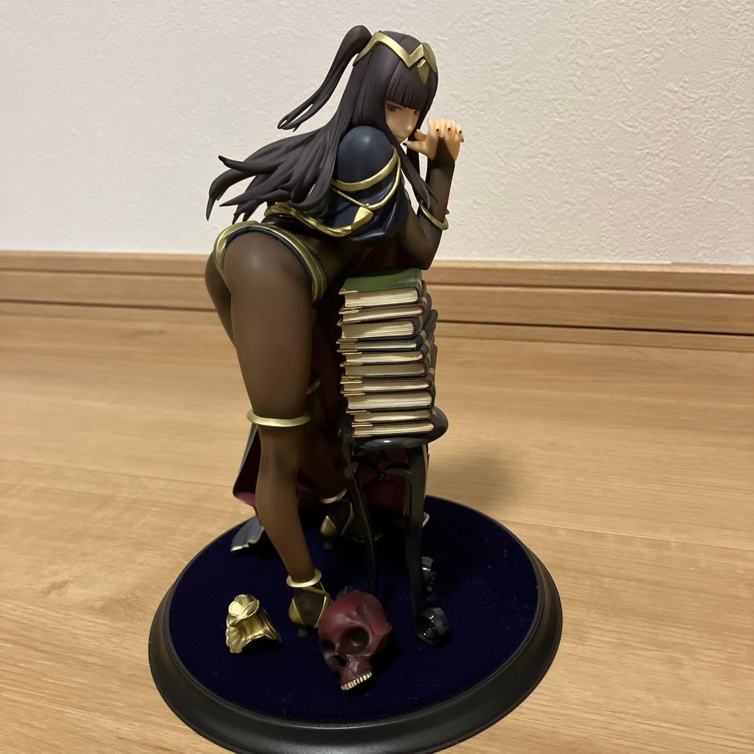 ファイアーエムブレムサーリャフィギュア