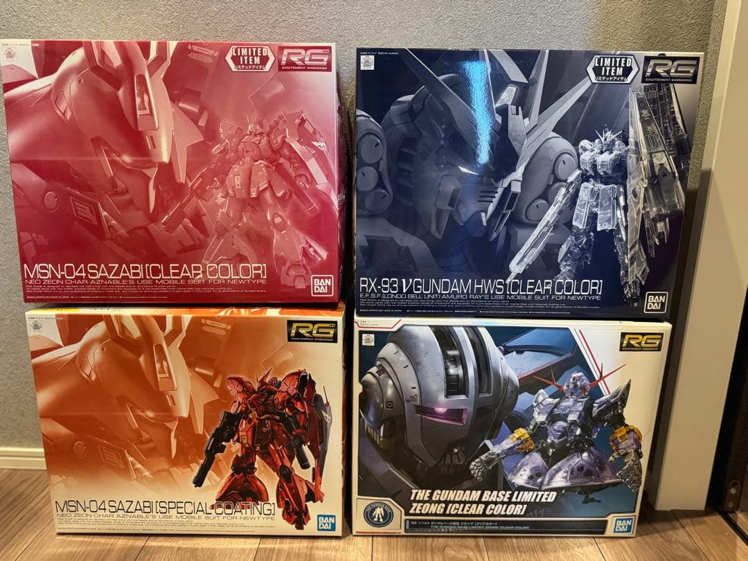 RGνガンダムクリアカラー、サザビースペシャルコーティング等ガンプラ4点セット