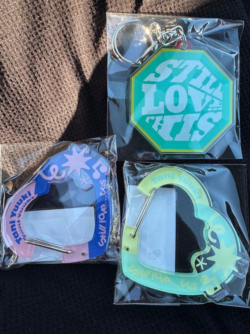 TaniYuuki 【Still love…this アクリルキー　カラビナ