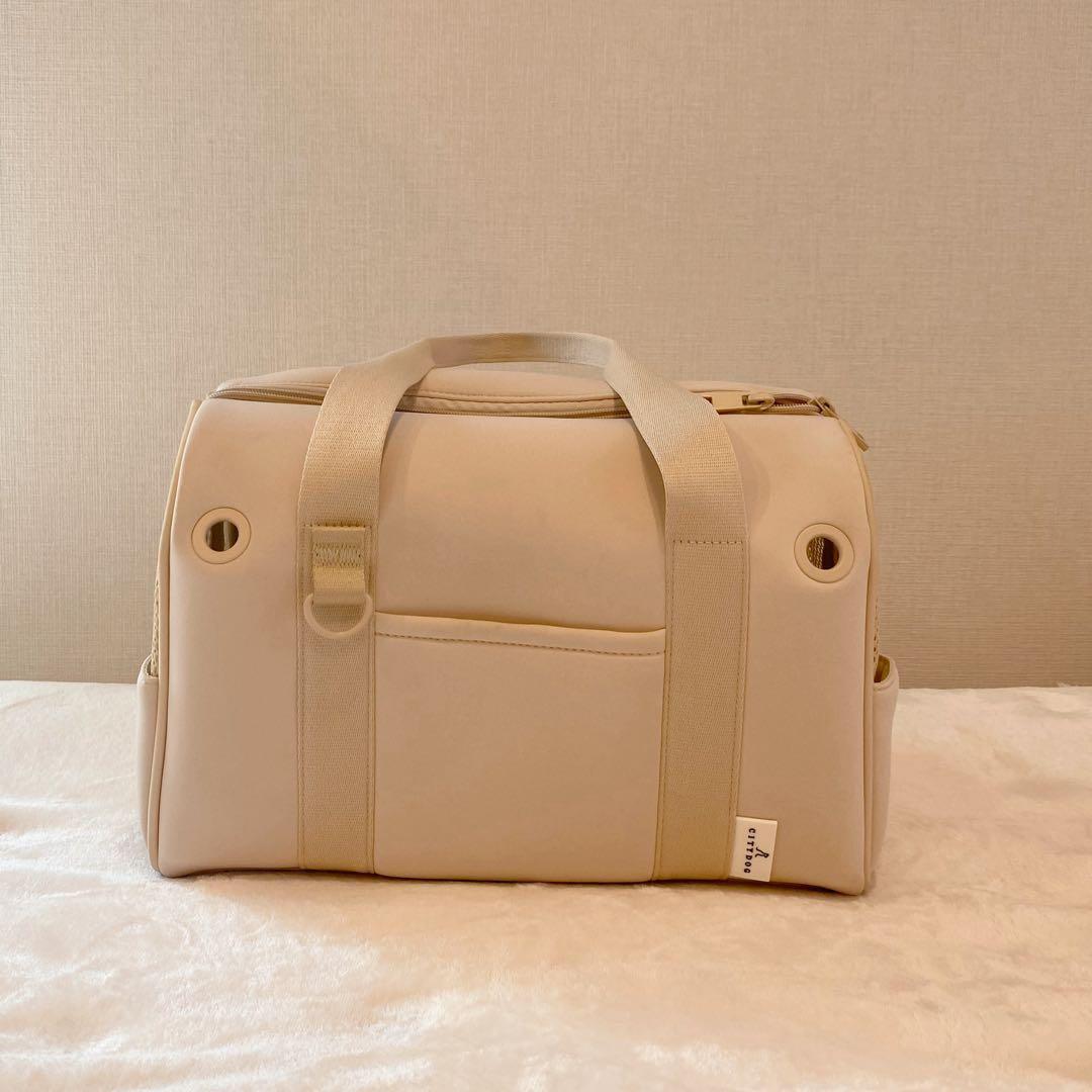 【定価1.7万】シティドッグ　キャリーバッグ　オフホワイト　モンシェリ