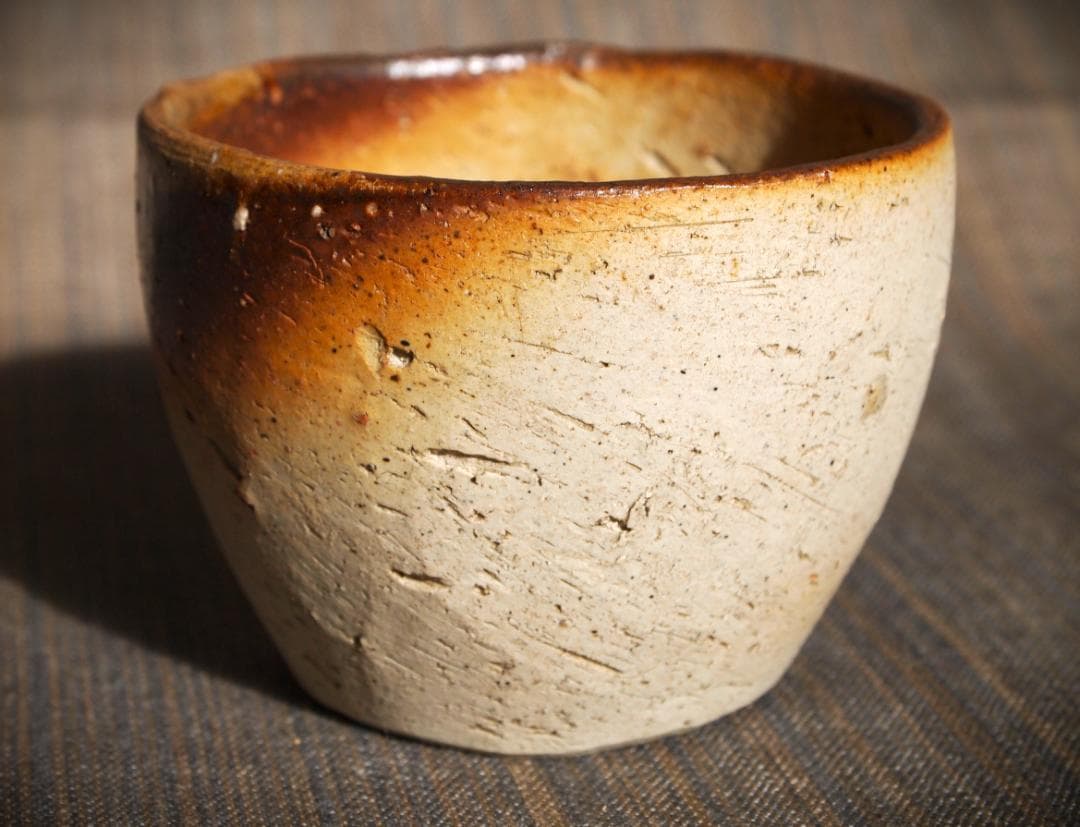 人気作家★星正幸【師：森陶岳】★備前《緋襷》ぐいのみ★共箱・布・栞