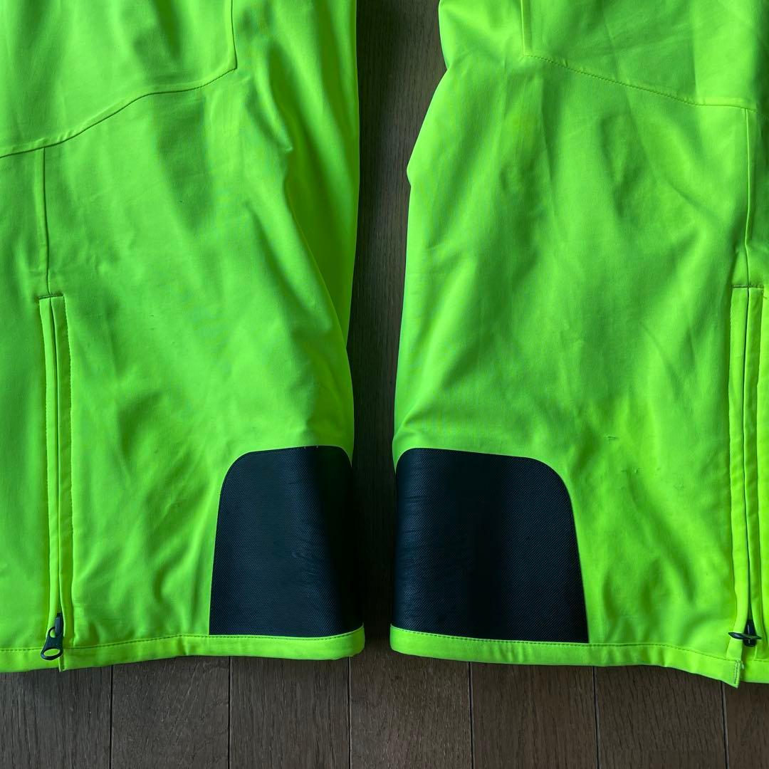 オンヨネ スキーウェア サロモンワッペン付き L