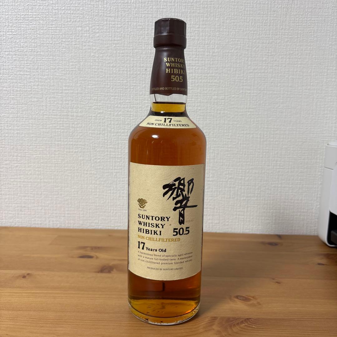 サントリーウイスキー　響17年　50.5 未開封