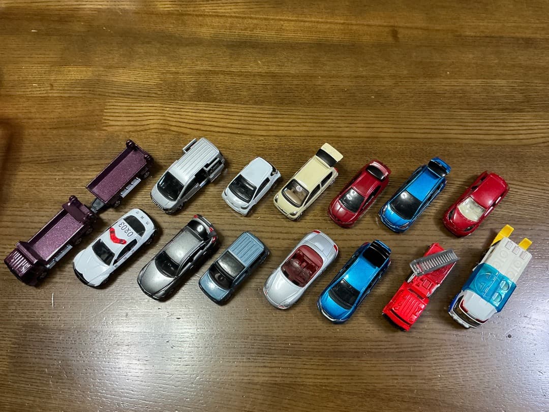 トミカセット 14台 色々　3台~個別購入可