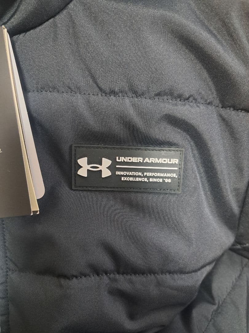 値下げ　新品　アンダーアーマー　ハーフコート　140