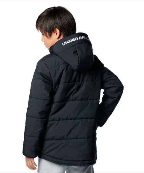 値下げ　新品　アンダーアーマー　ハーフコート　140