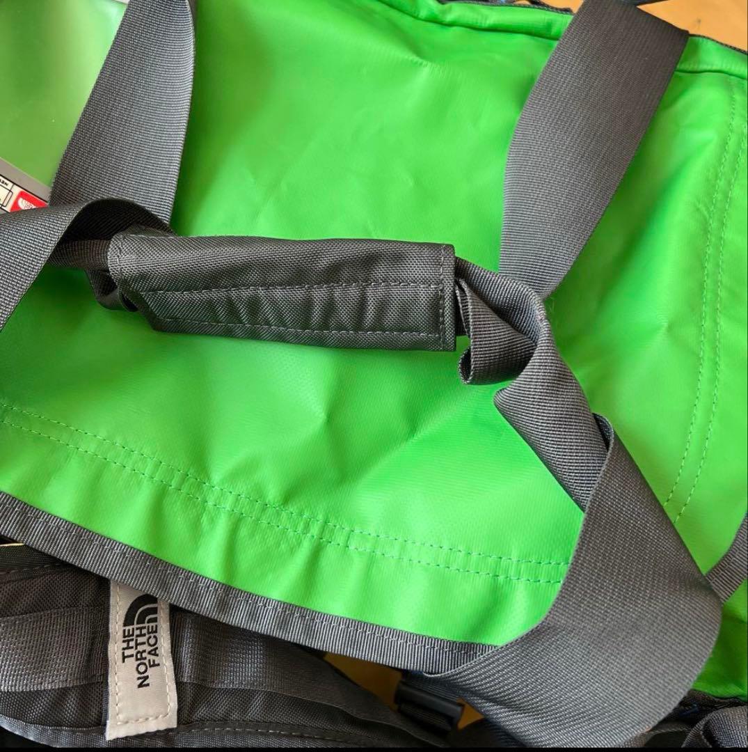 ノースフェイス　ボストンバッグ　スポーツバック　リュック　ロゴ入り　旅行　大容量