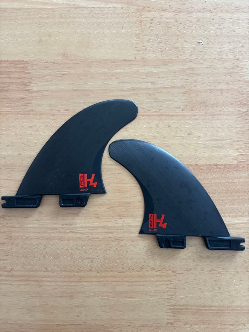 h4 リアフィン　2枚