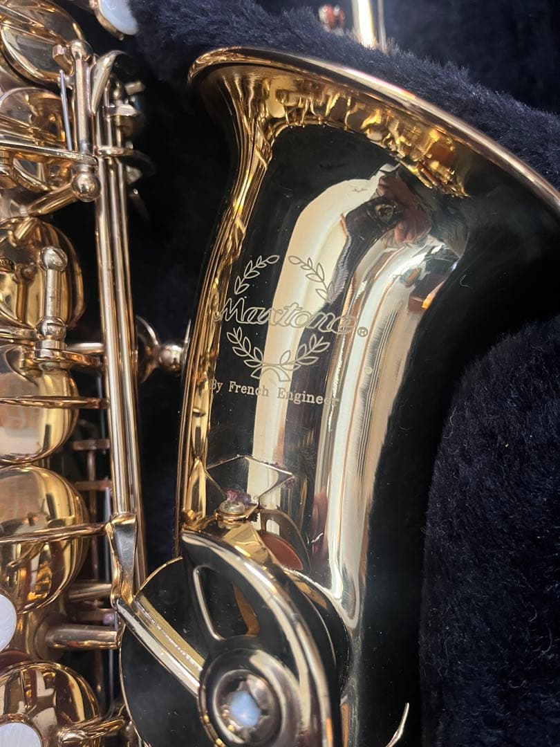 Maxtone アルトサックス 本体 ゴールド　ハードケース付き