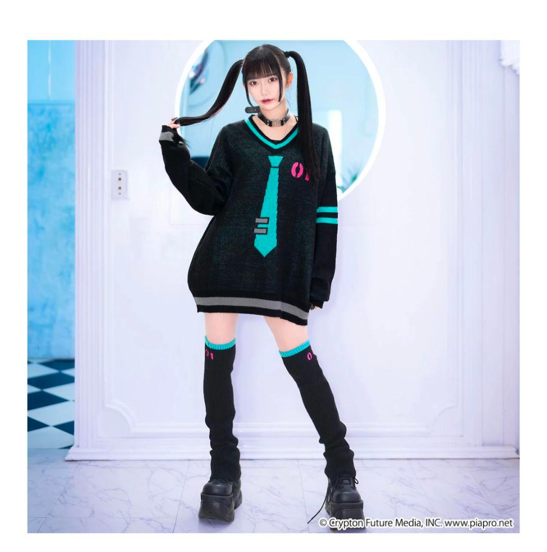 初音ミクコラボVネックニット&レッグウォーマー&猫耳ニットキャップ