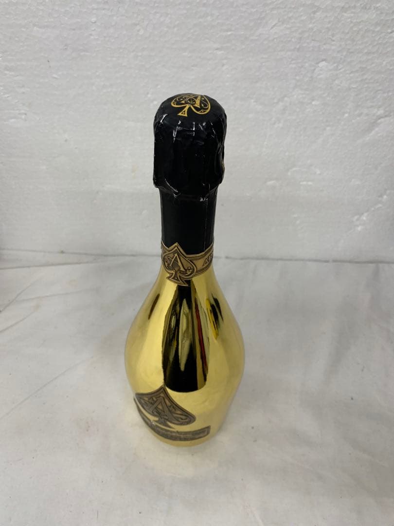 アルマンドブリニャック　ゴールド750ml