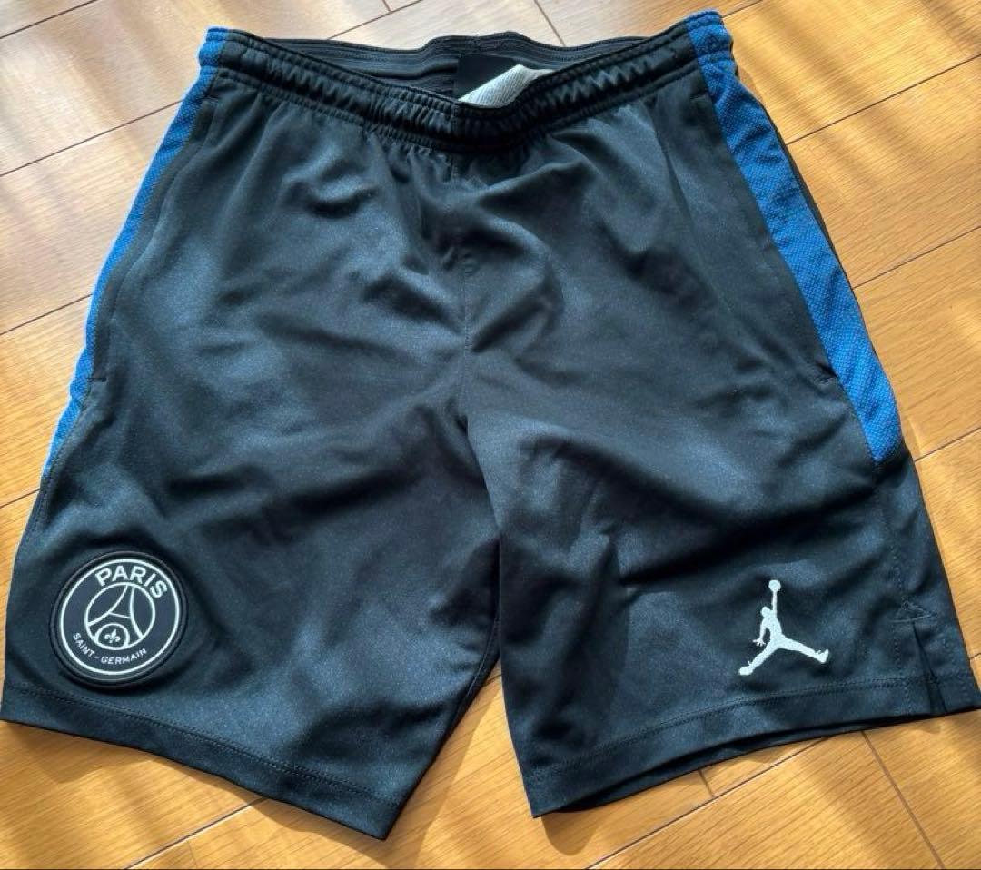 パリサンジェルマン×ジョーダン ハーフトレーニングパンツSサイズ