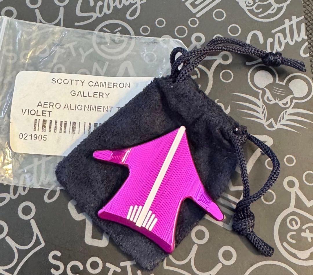 スコッティキャメロン★エアロアライメントツールメタル製ボールマーカー★紫色